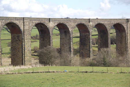 Hewenden Viaduct